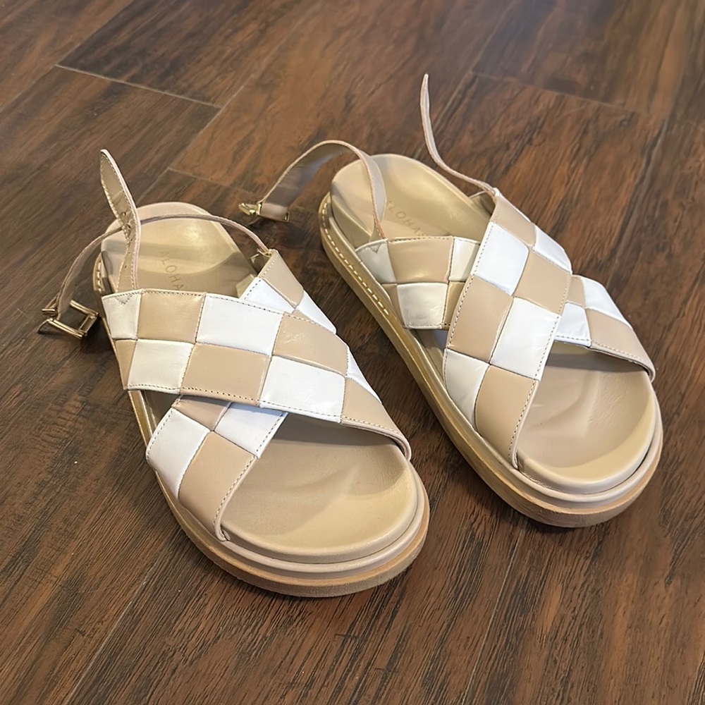 ALOHAS Marshmallow Scacchi Leather Sandals Size 39 (size 9)